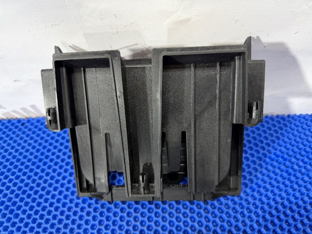 Кронштейн ЭБУ BMW F30, F25, F20, F32, F36