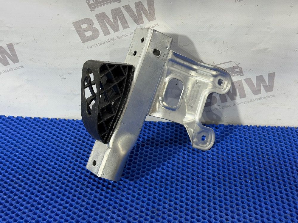 Кронштейн усилителя левый BMW F30, F32, F36, М-Тех