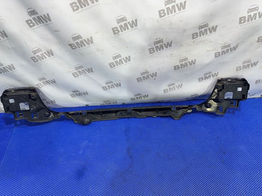 Кронштейн заднего бампера BMW F11  с дефектом