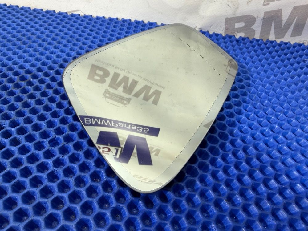 Левый зеркальный элемент BMW F10, F01, F07