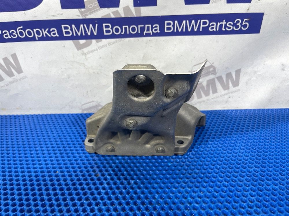 Кронштейн двигателя правый BMW F30, F25 xDrive