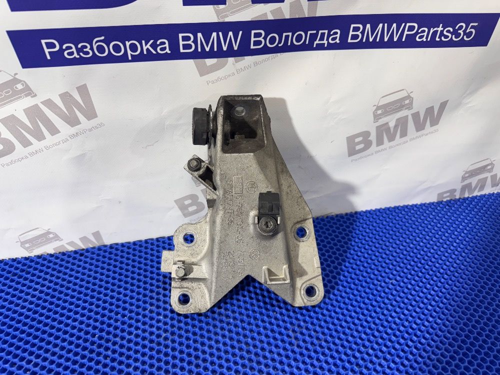 Кронштейн двигателя левый BMW E90, E87, E81 N52