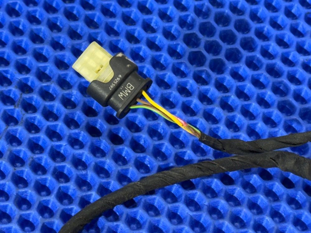 Фишка парктроника BMW F10, F01, F07
