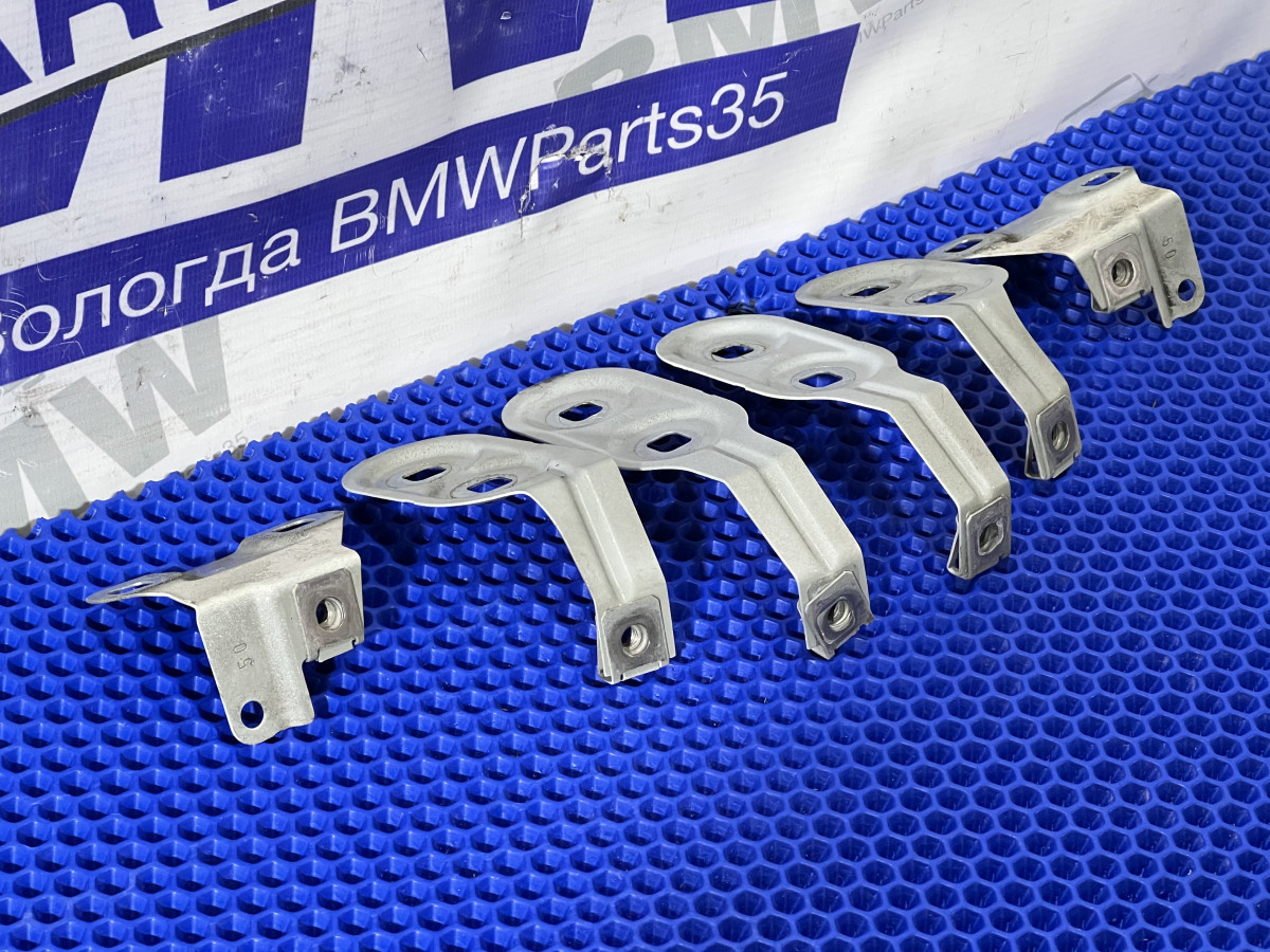 Малый кронштейн крыла BMW F10, F11, F18