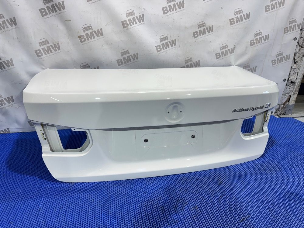Крышка багажника BMW F30 Alpinweiss 300