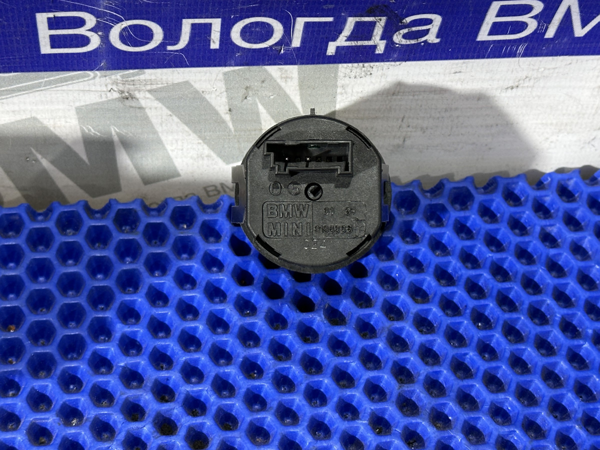 Выключатель подушки безопасности BMW F10, F30, E60