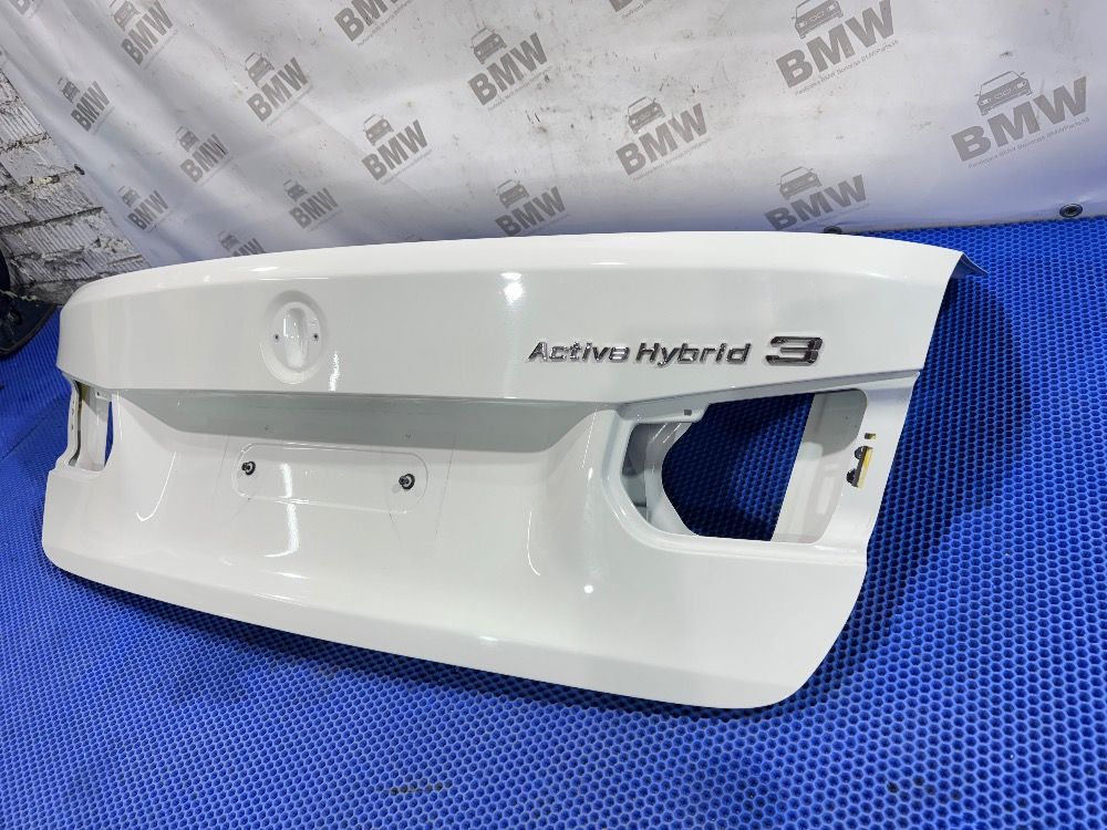 Крышка багажника BMW F30 Alpinweiss 300