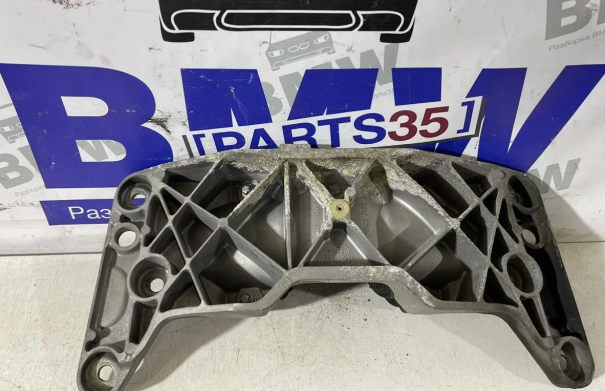 Кроншейн АКПП с подушками bmw f10, F01