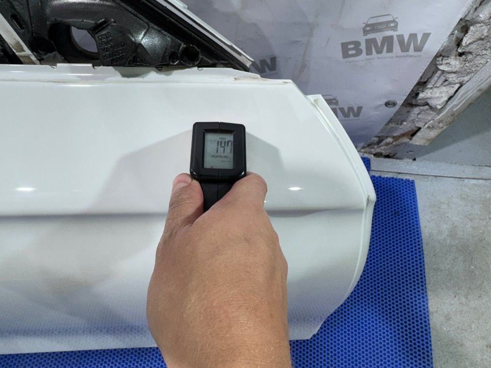 Правая дверь BMW F10 Alpinweiss 300 крашенная