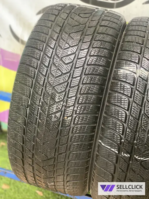 285/40 r20 Pirelli scorpion winter