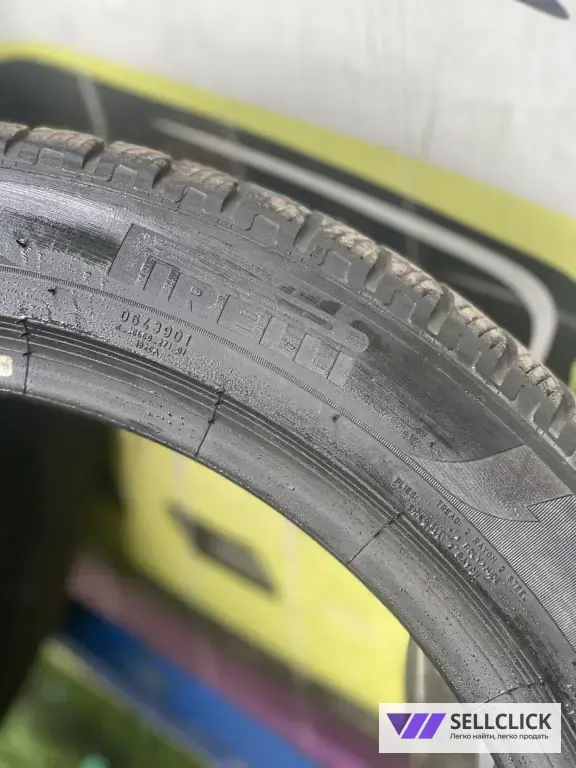 285/40 r20 Pirelli scorpion winter