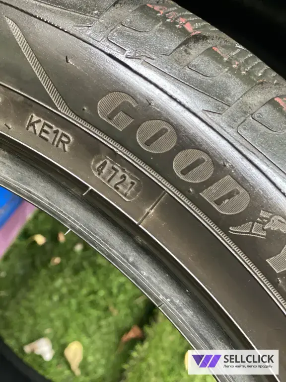 Goodyear ultra grip performance+ 255/45 r20