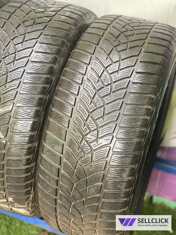 Goodyear ultra grip performance+ 255/45 r20
