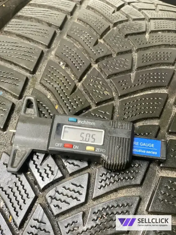 Goodyear ultra grip performance+ 255/45 r20