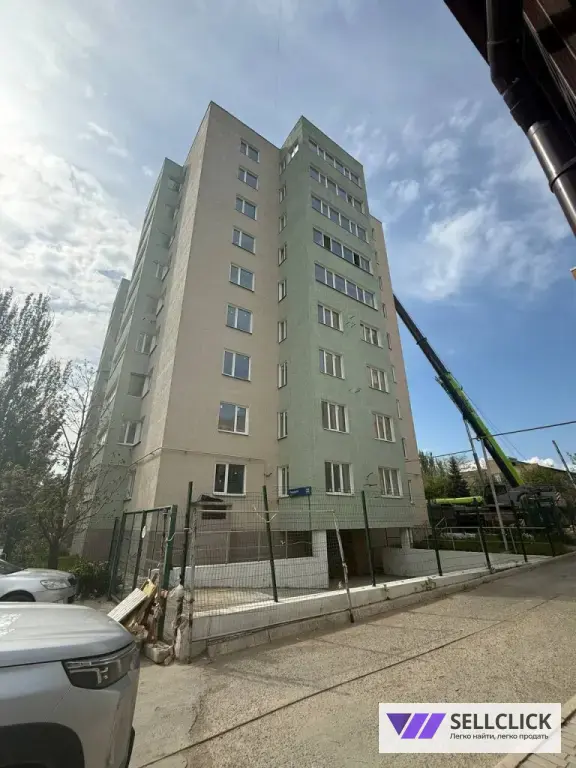 Квартира 4 комнаты, 95 м², 9/9 эт., Агент