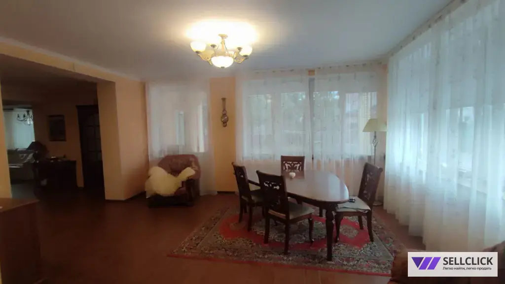 Дом 364 м², участок 13.9 сот.