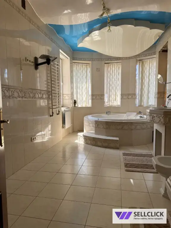 Коттедж 448 м², участок 5 сот.