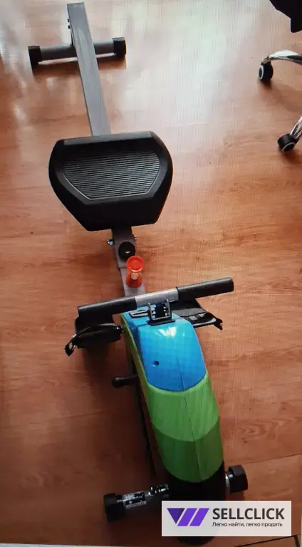 Гребной тренажер RW-201фирмы STARFIT