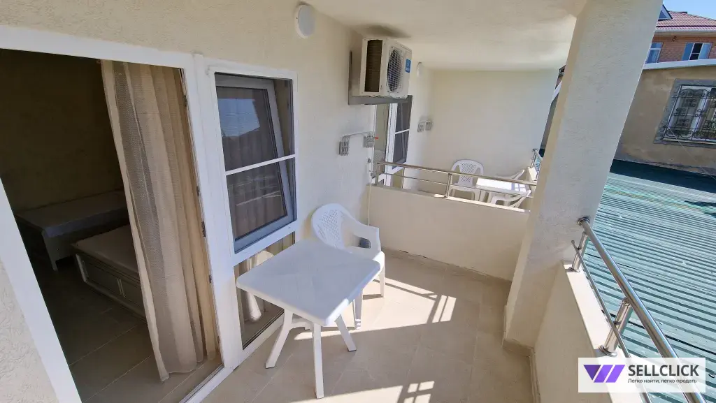 Комната С ОТДЕЛЬНЫМ БАЛКОНОМ до моря 5 мин