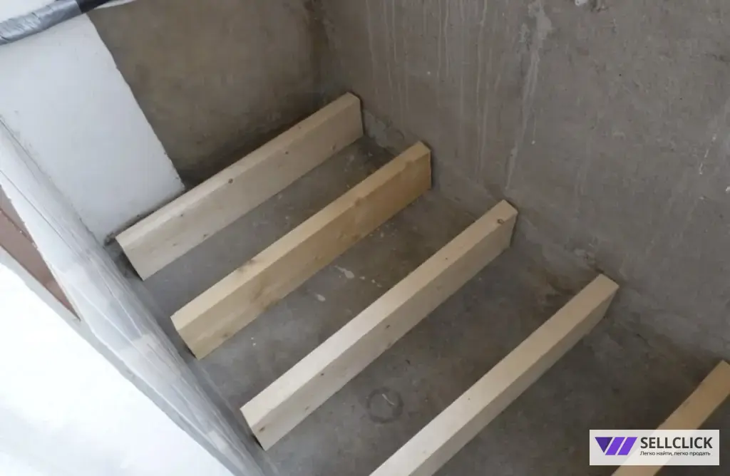 Ремонт полов и крыш под ключ