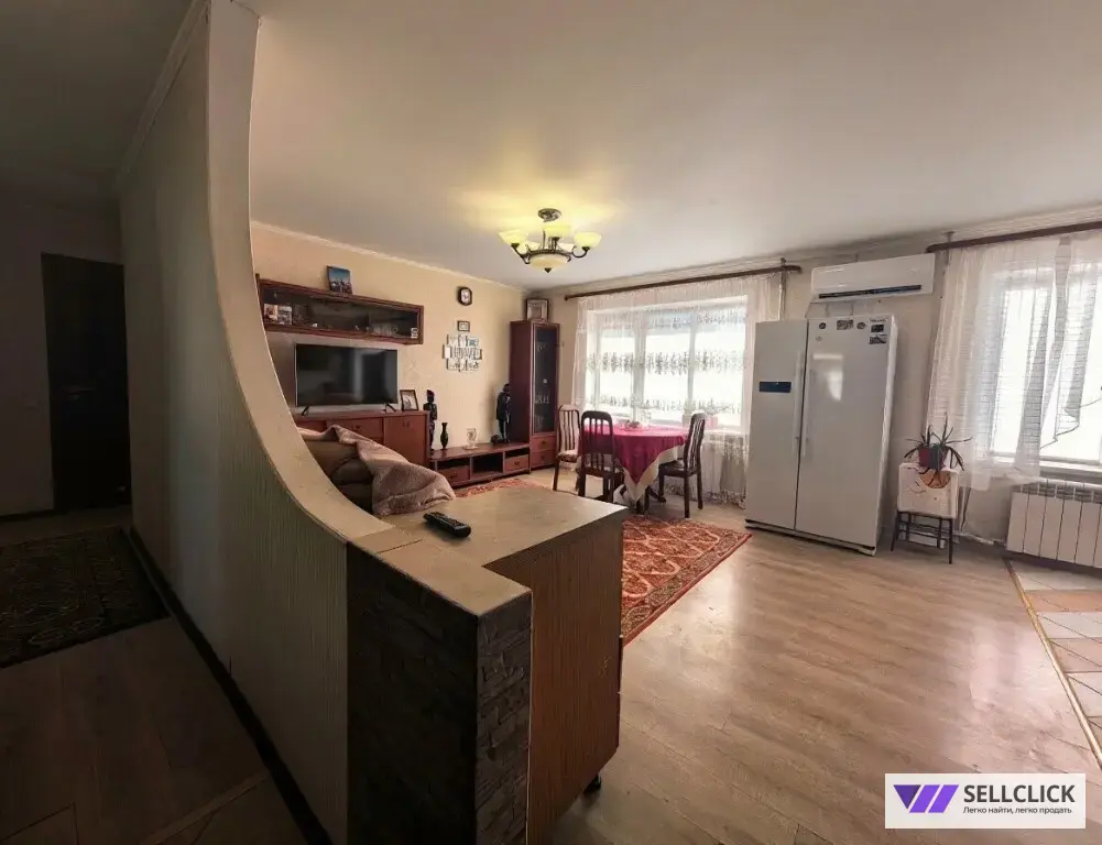 Квартира 3 комнаты, 77 м², 9/10 эт., Агент