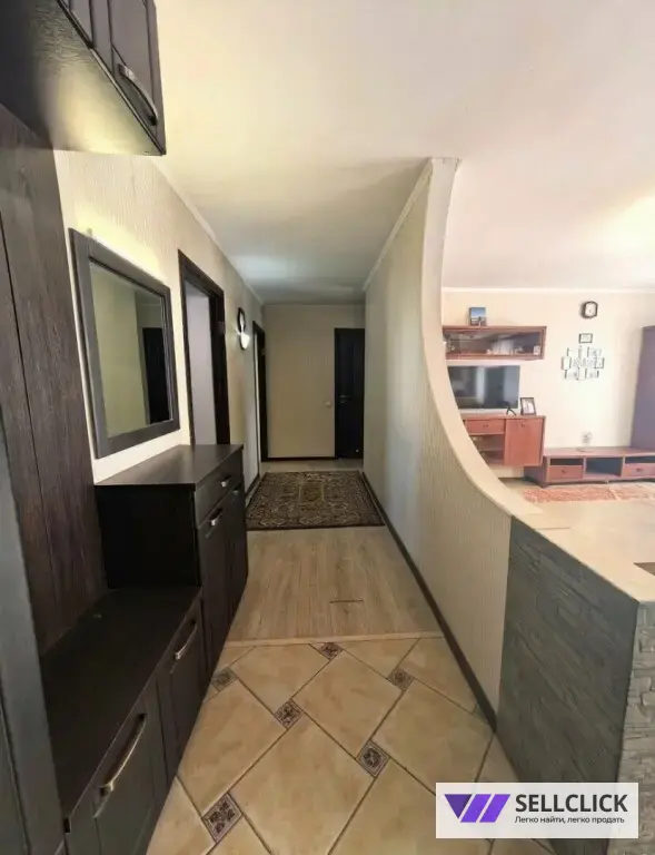 Квартира 3 комнаты, 77 м², 9/10 эт., Агент