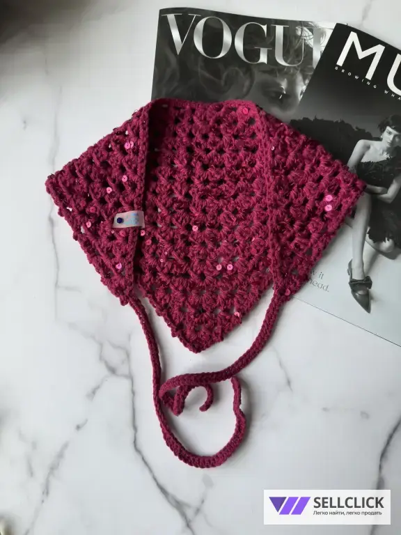 Косынка кроше с пайетками