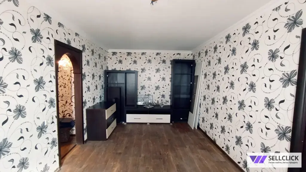 Квартира 3 комнаты, 56 м², 9/9 эт., Агент