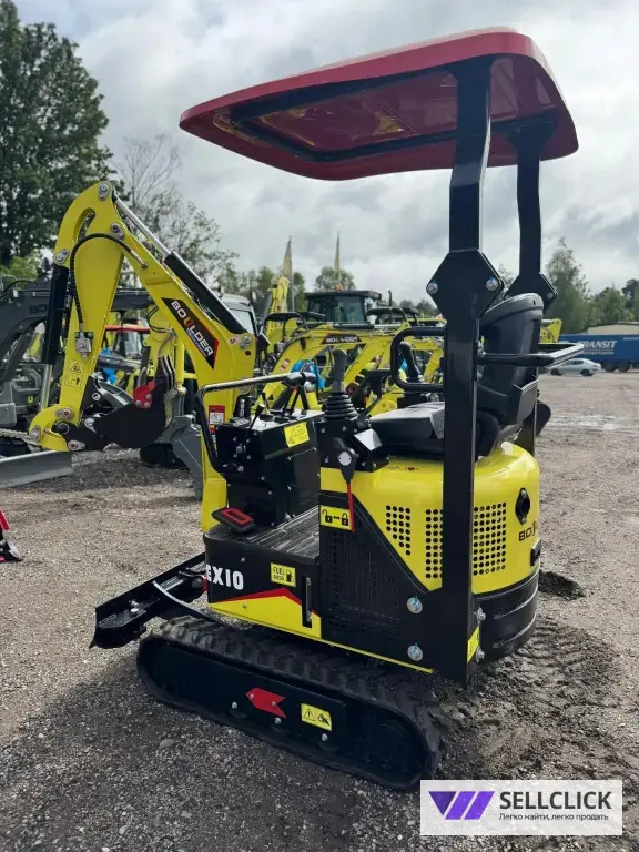 Мини-экскаватор Boulder EX10