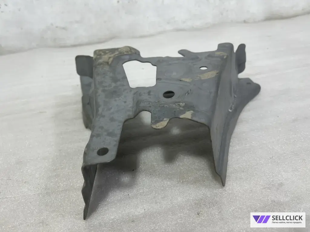 Усилитель лонжерона Toyota RAV4 50 передний правый