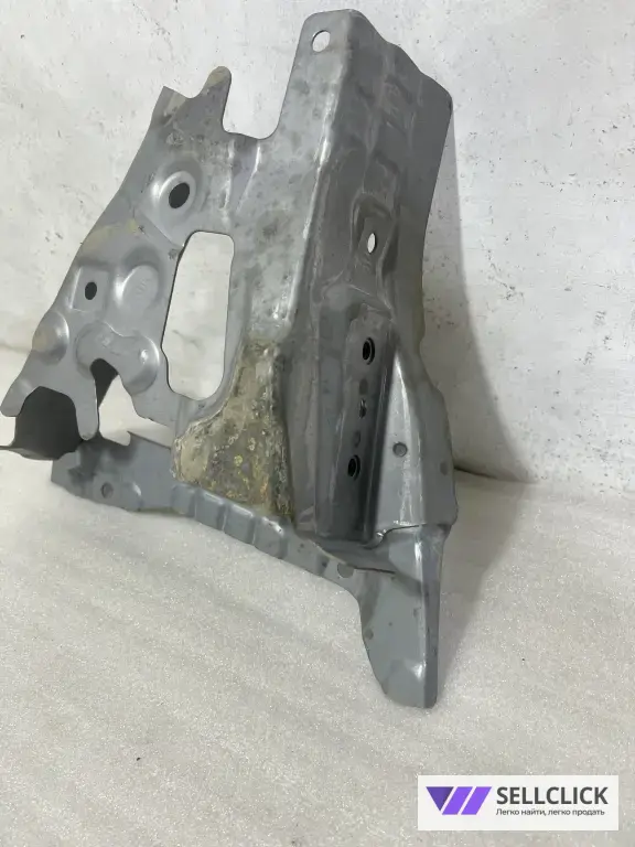 Усилитель лонжерона Toyota RAV4 50 передний правый