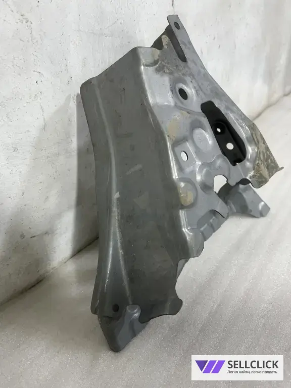 Усилитель лонжерона Toyota RAV4 50 передний правый