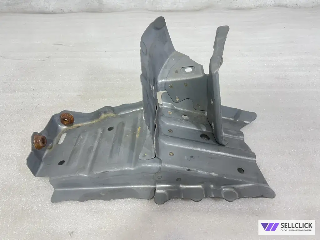 Кронштейн лонжерона Toyota RAV4 50 передний левый