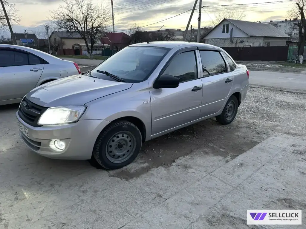 LADA (ВАЗ) Granta 1,6 Механическая, 2015, 232452 км