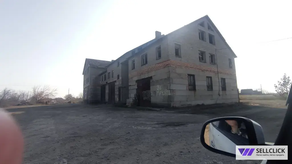 В продаже административно-коммерческий комплекс, расположенный на трассе Мариуполь-Мелекино