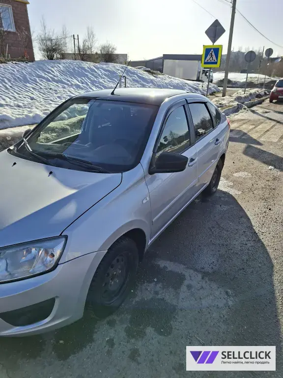 LADA (ВАЗ) Granta 1.6 Механическая, 2017, 108000 км