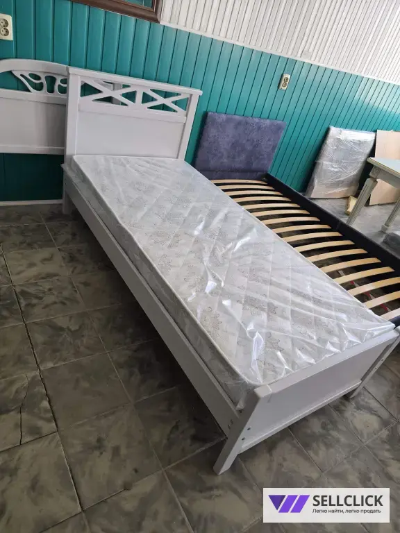 Кровать новый из массива БУКА