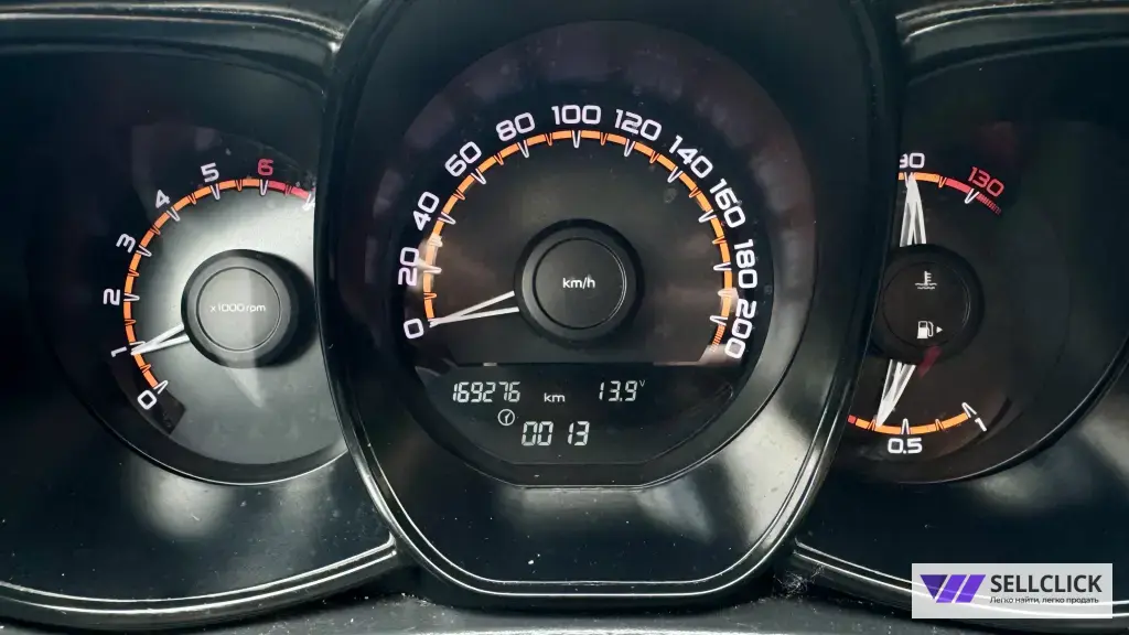 LADA (ВАЗ) Vesta 1.6 Механическая, 2021, 164000 км