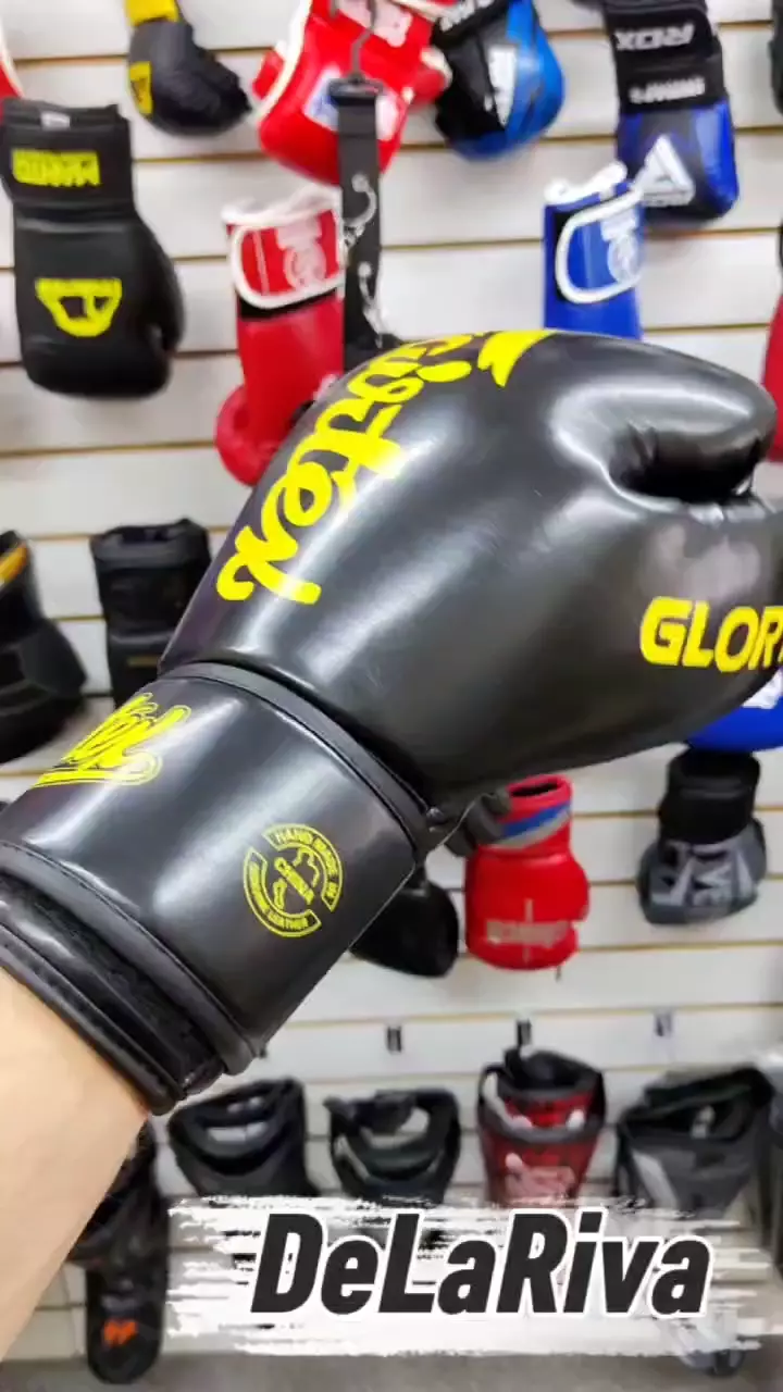 Боксерские перчатки Fairtex
