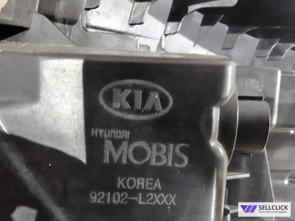 Фара правая Kia K5 20- LED