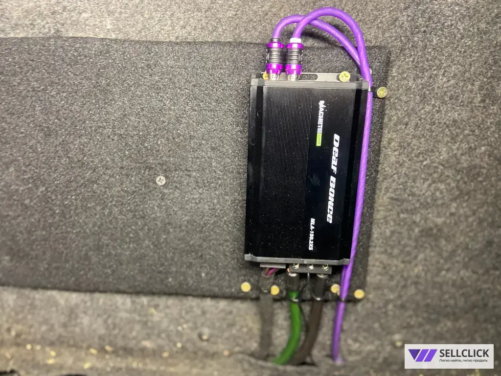Установка автозвука и головных устройств
