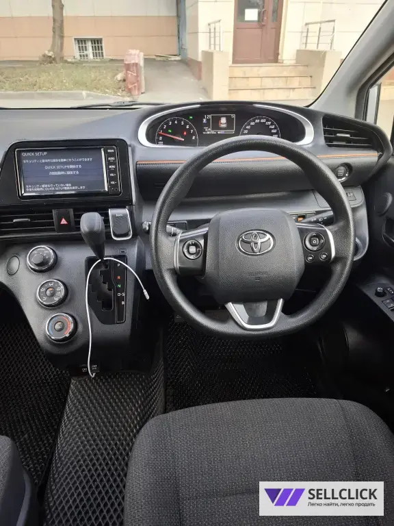 Toyota Sienta 1,5 Вариатор, 2020, 76000 км