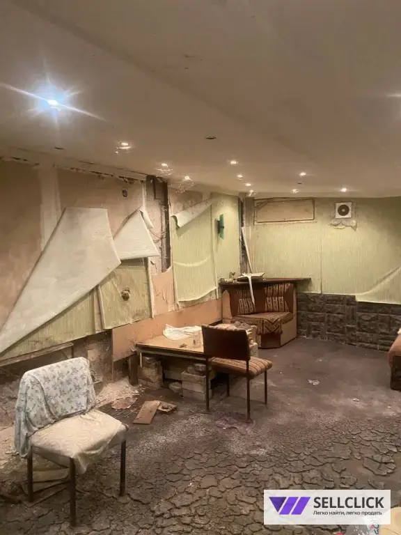 Продается помещение свободного назначения в Приморском районе