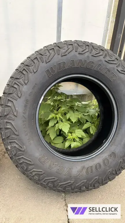 Goodyear Wrangler Territory AT 325/65 R18 121Т