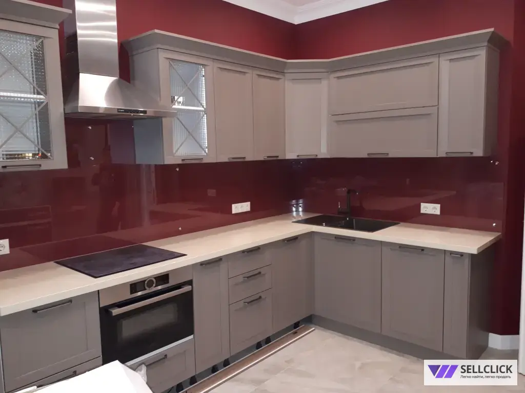 Стеклянные фартуки для кухни на заказ