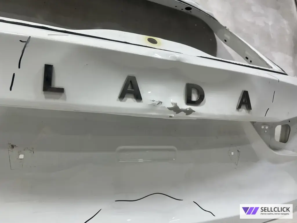 Крышка багажника Лада Веста Кросс NG