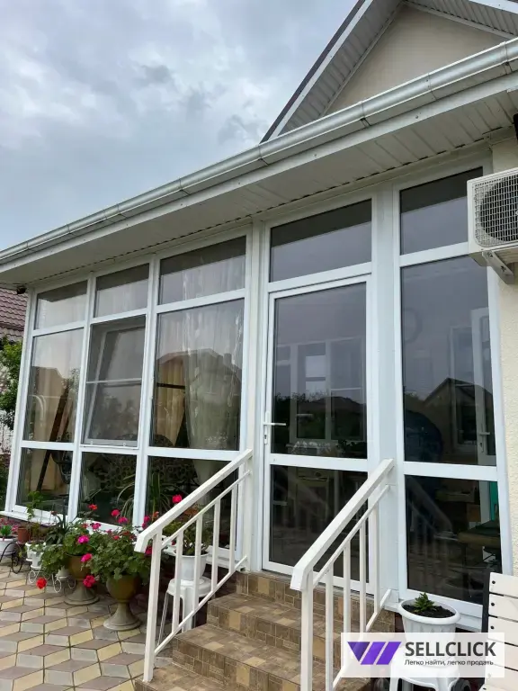 Лоджии и балконы,остекление квартир и домов под ключ