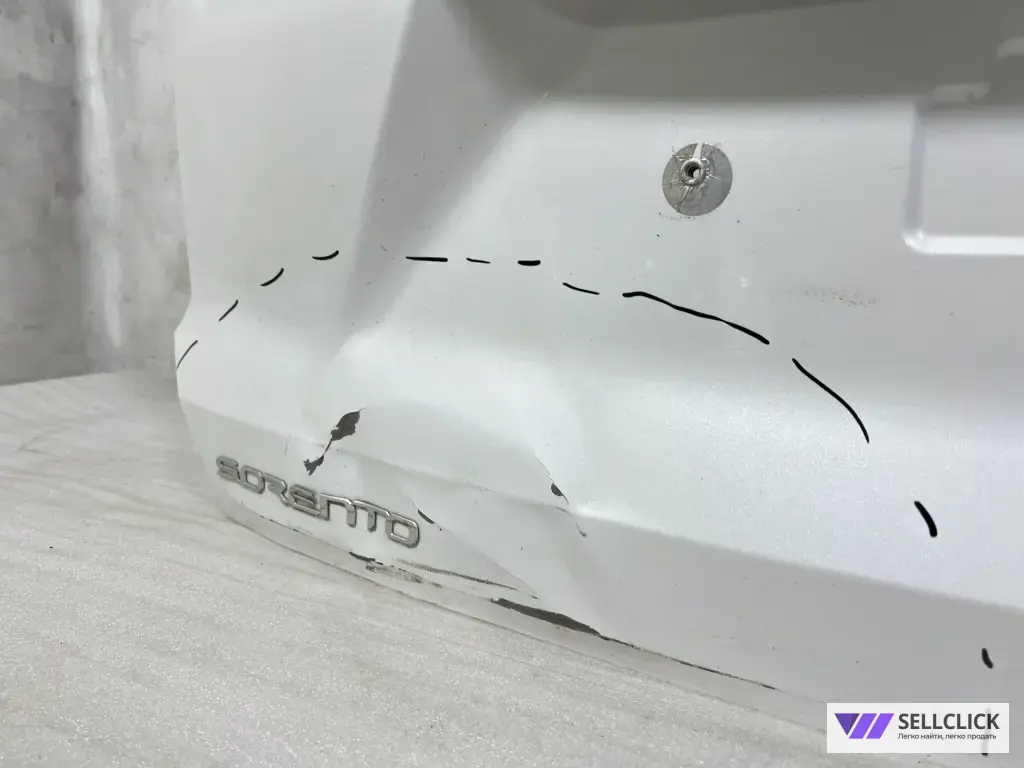 Крышка багажника KIA Sorento 4