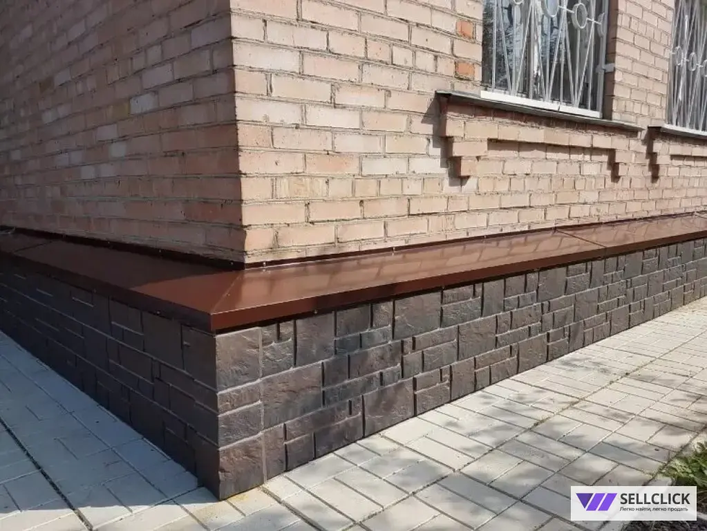 Монтаж цоколя без посредников