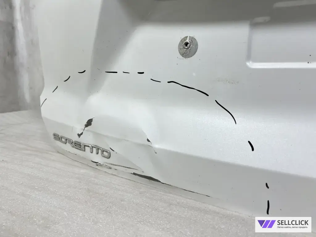 Крышка багажника KIA Sorento 4
